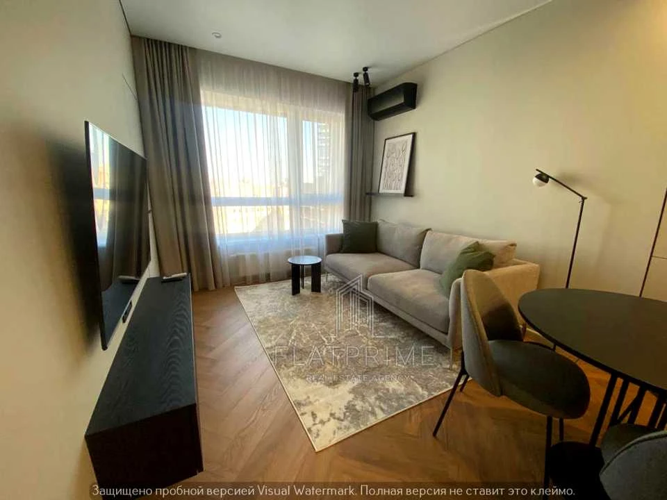 Apartment. Uzhgorod Street, Holosiiv