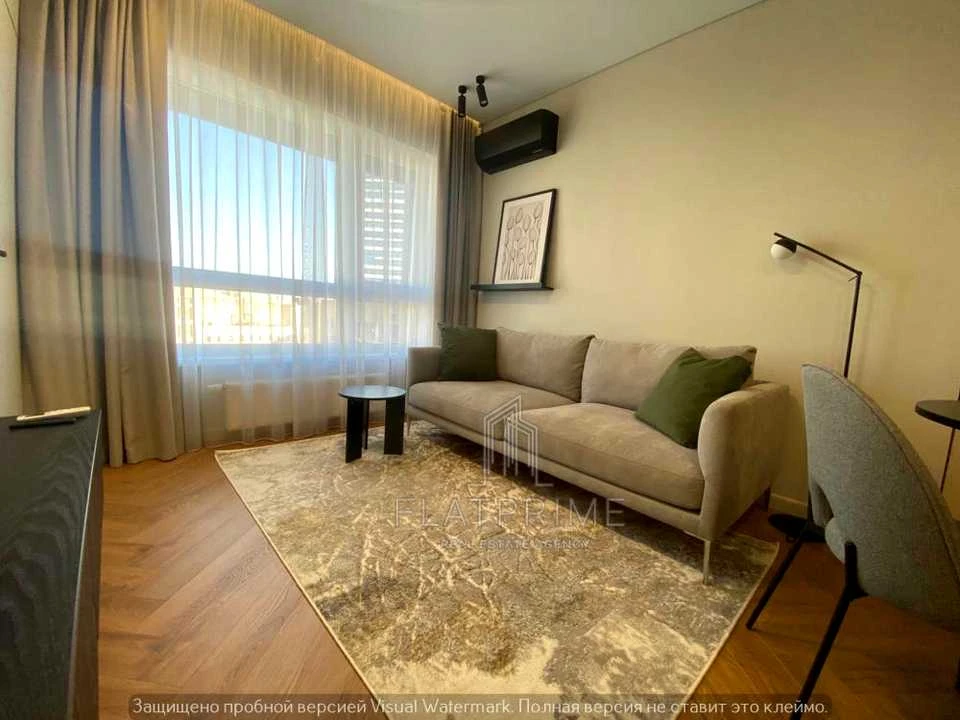 Apartment. Uzhgorod Street, Holosiiv
