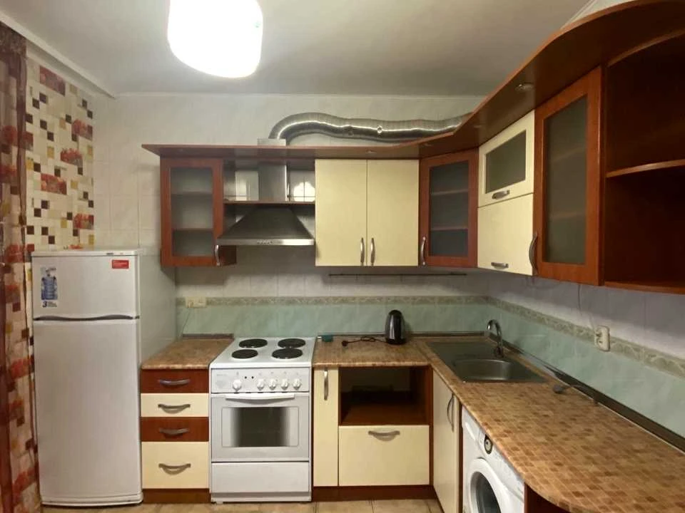 Квартира. Київ, Миколи Лаврухіна вул.