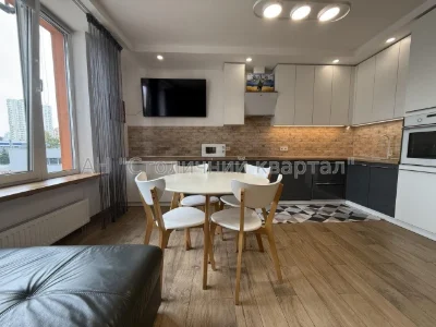 Продаж, 2-кімн, 68 м2, ЖК Севен/Seven, Дніпровська набережна