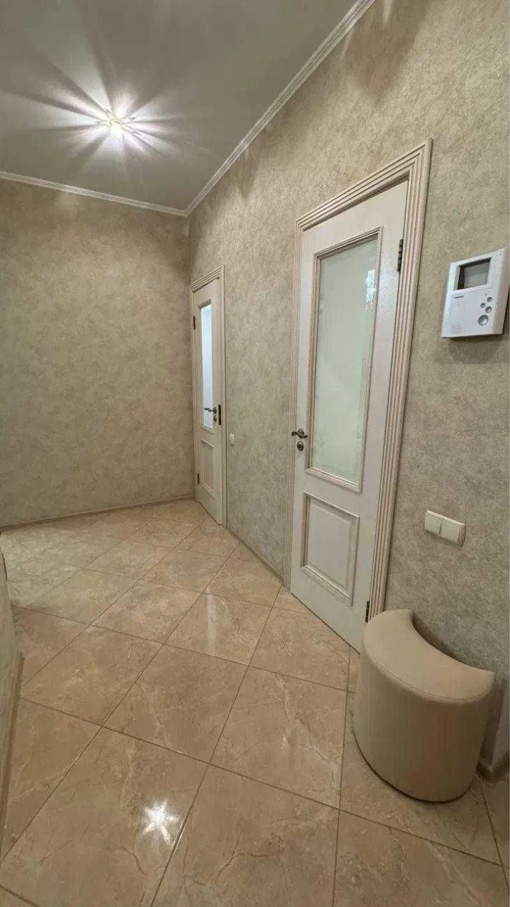 Продаж 3 кімн квартири ЖК Лико-Град Киев, Юлии Здановской ул