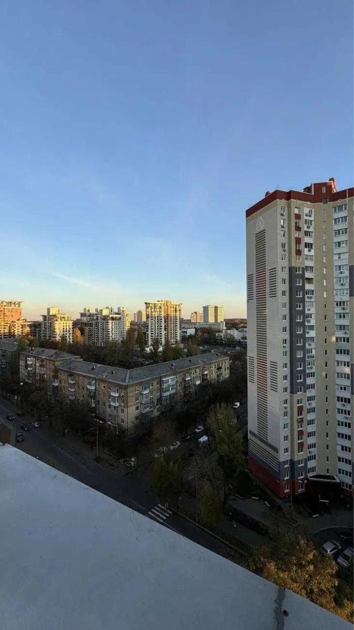 Продаж 3 кімн квартири ЖК Лико-Град Киев, Юлии Здановской ул