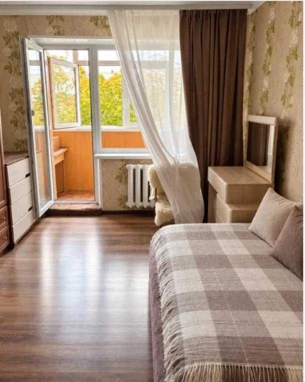 Apartment for sale in 605 microdistrict.