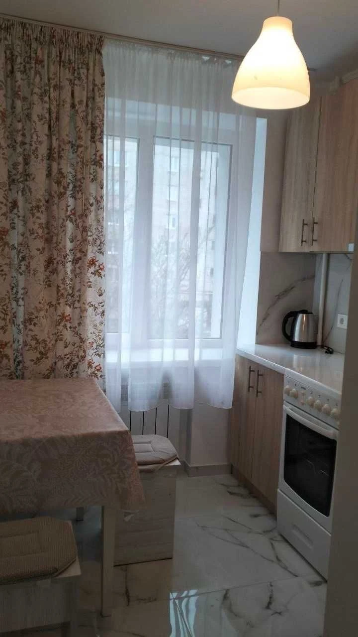 Продам 1-кімнатну квартиру, дешевенько, Харків! Капітальний ремонт