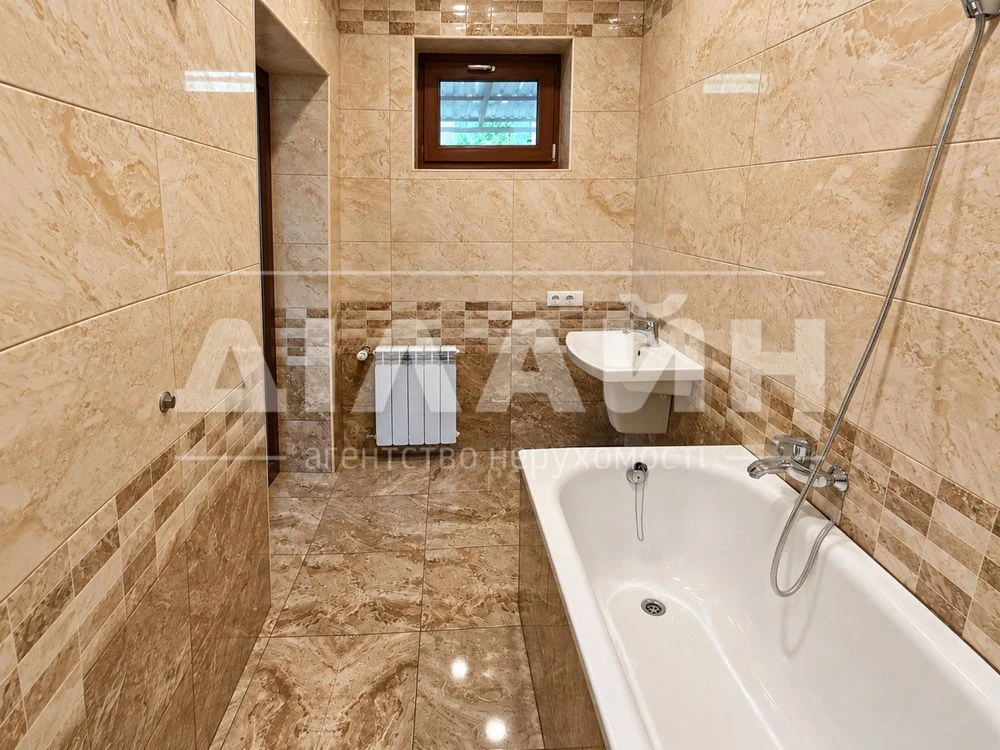 Сказочный уголок для жизни | уютный дом, 150 м², 8 соток