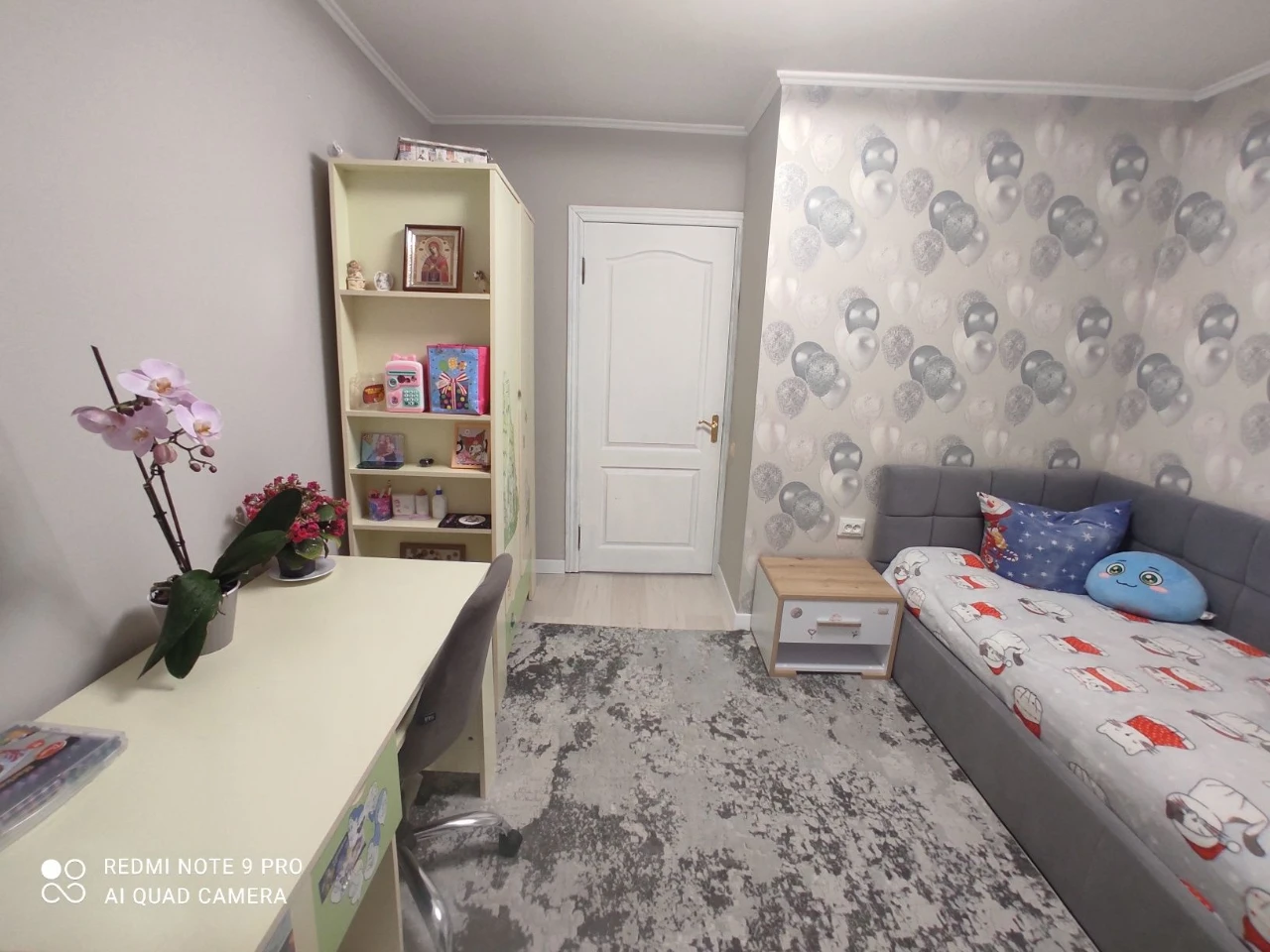 Сучасна 3-кімнатна квартира 75 м2 з ремонтом та меблями