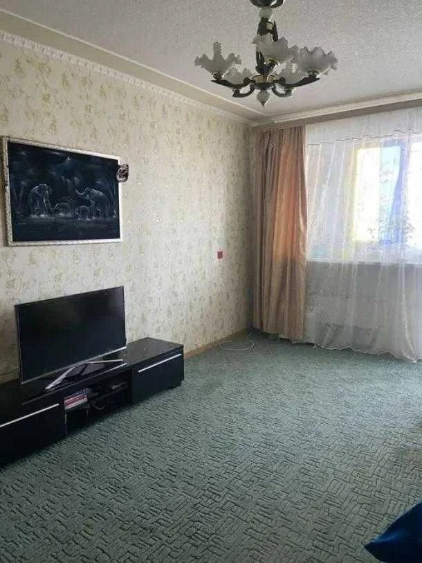 3-кімнатна квартира в житловому масиві Роган, покращеної планування