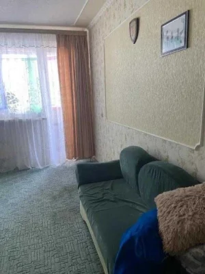 3-кімнатна квартира в житловому масиві Роган, покращеної планування