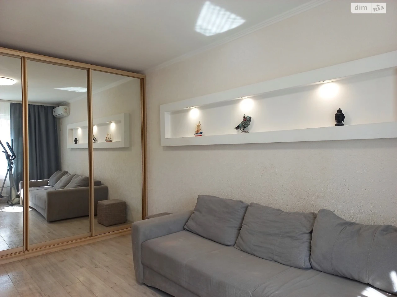 Long-Term Rental Apartment, Осокорки