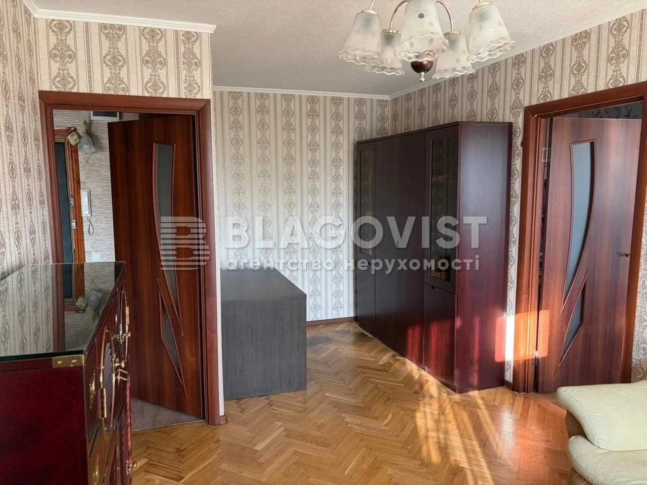 Sale of a 2-room apartment near Polytechnic Institute