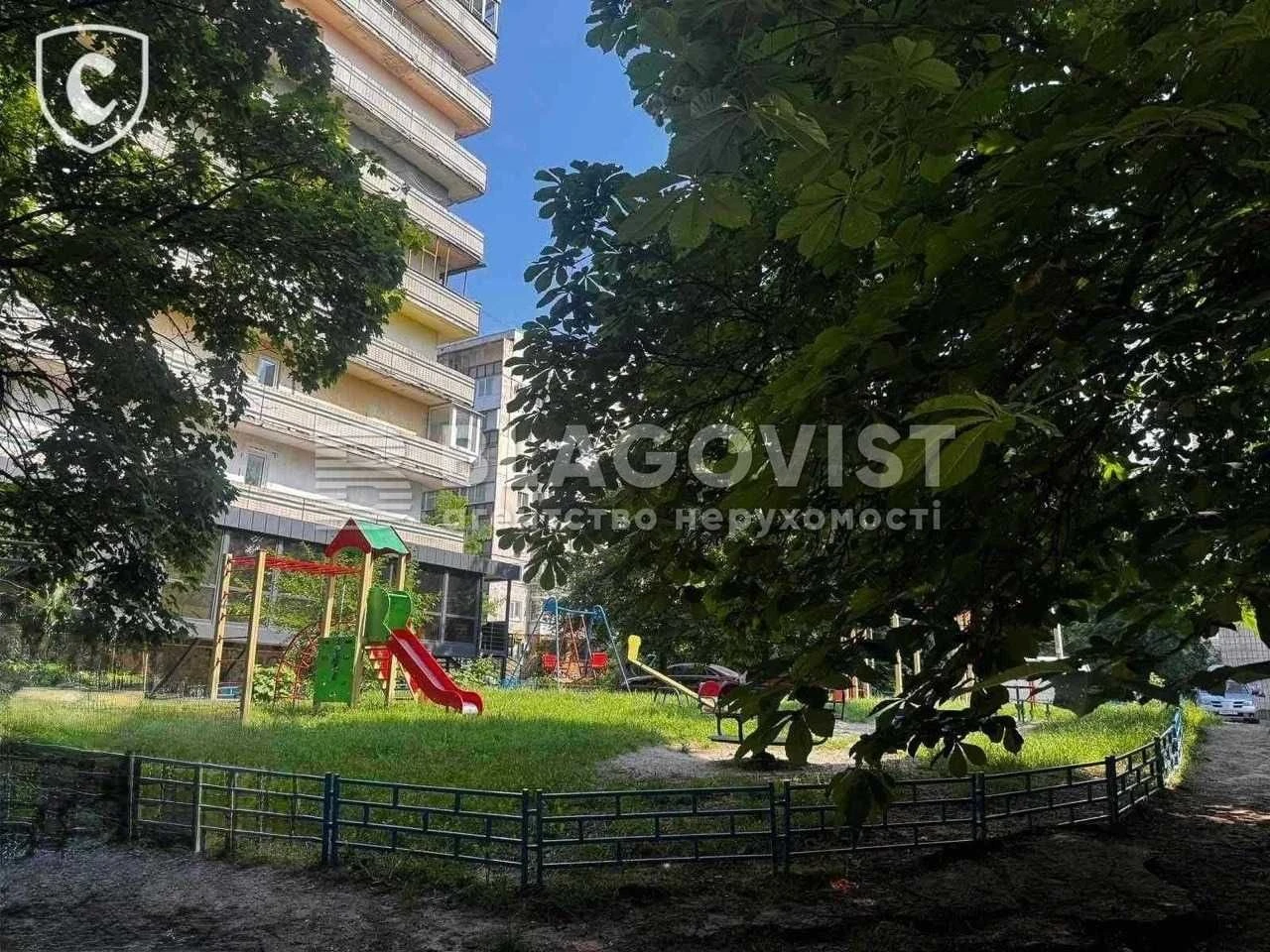 Sale of a 2-room apartment near Polytechnic Institute