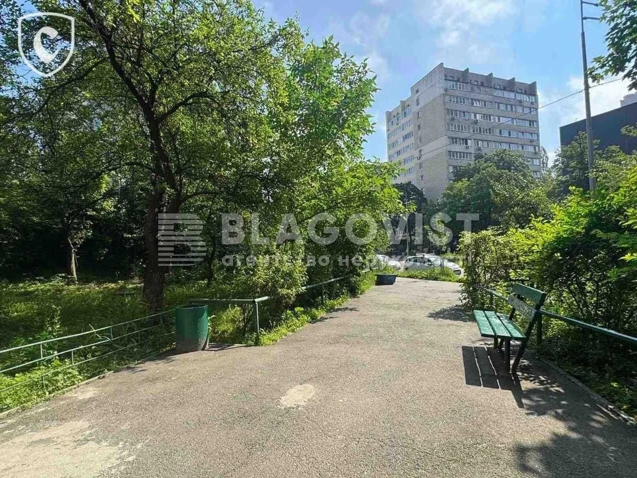 Sale of a 2-room apartment near Polytechnic Institute
