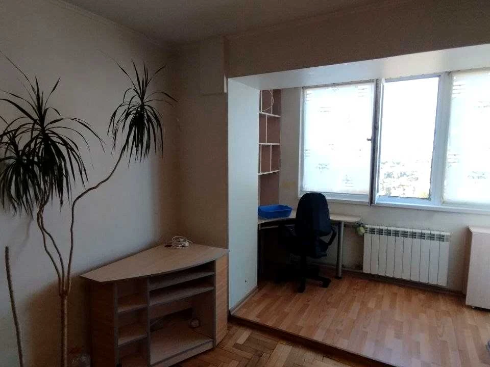 Квартира. Харків, 23 серпня вул.