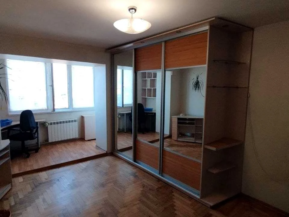 Квартира. Харків, 23 серпня вул.