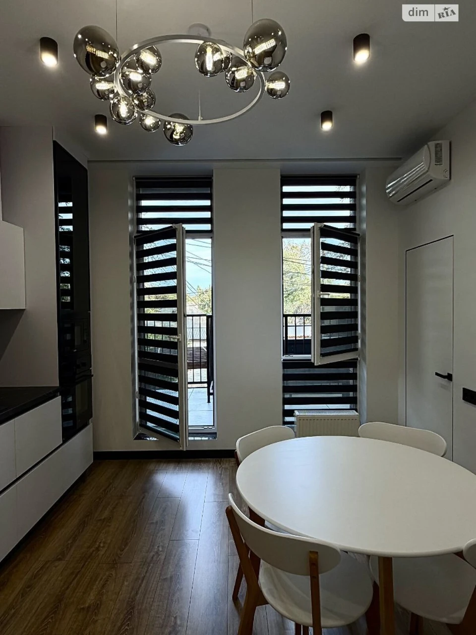 Long-Term Rental Apartment, Velyky Fontan