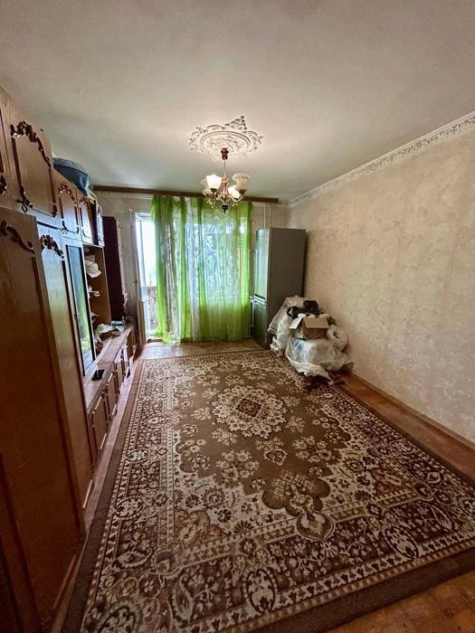 Пропонується до продажу 2-кімнатна квартира під ремонт