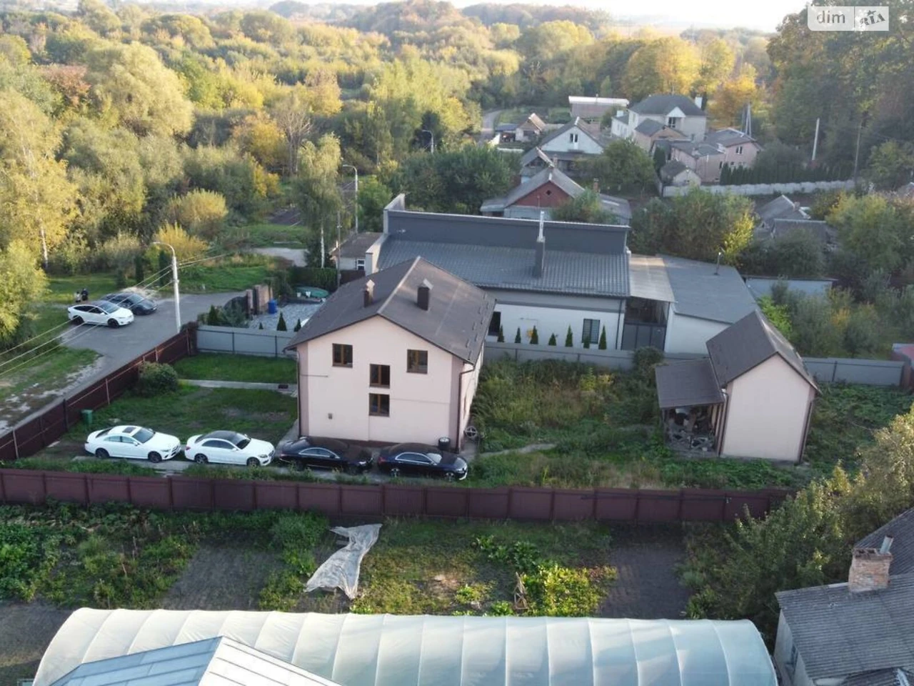 Продаж Будинку в Басових Кутах