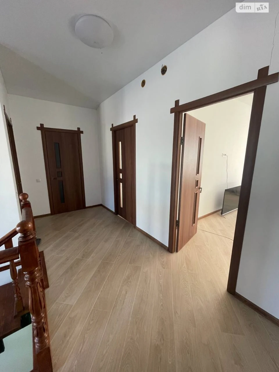 Продаж Будинку в Басових Кутах