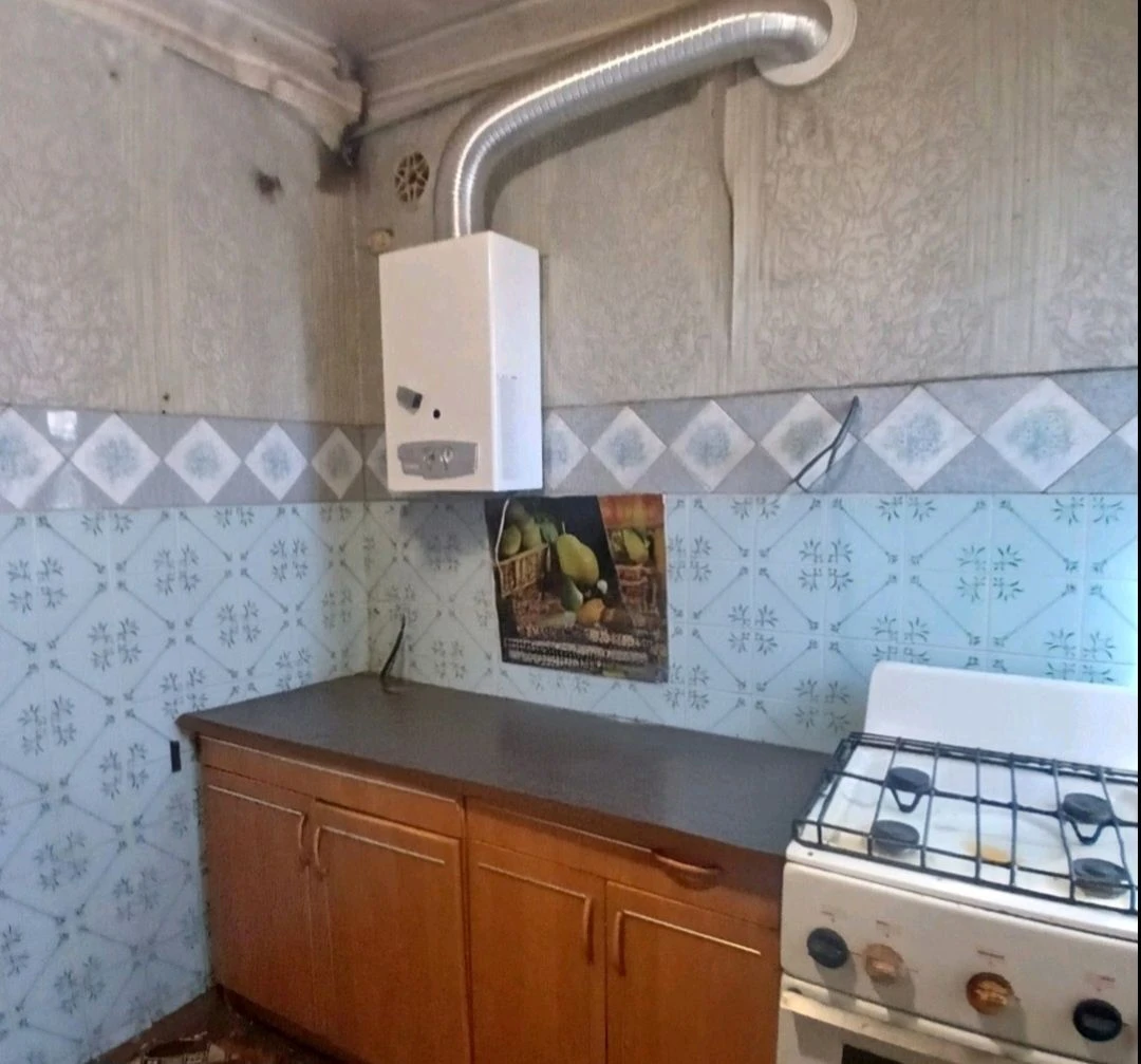 For sale, 2-room apartment on Ak. Korolyova street