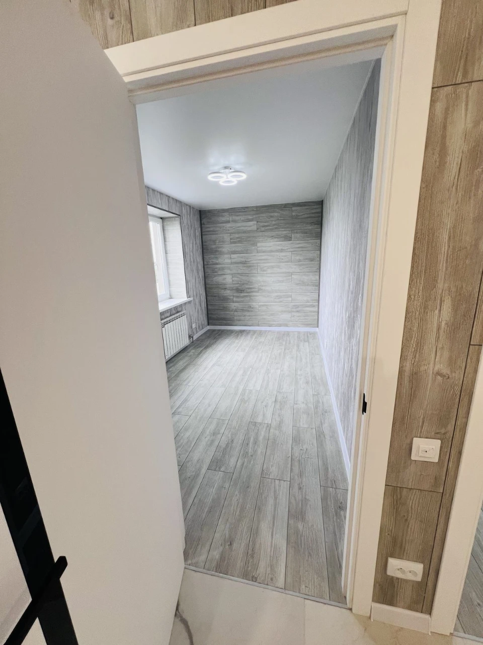 Modern 2-bedroom apartment in Novomykolaivka