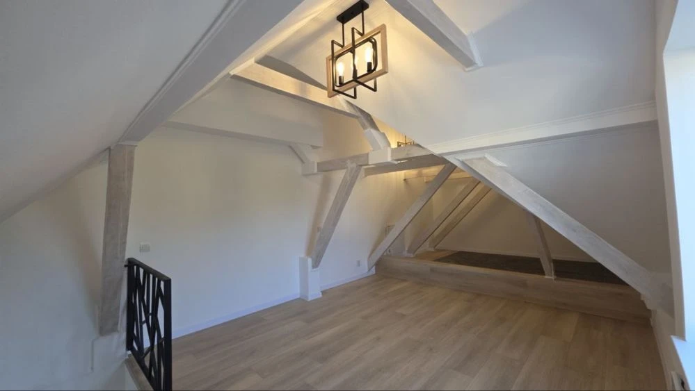Part of a Mansion for Sale on Berezhanskaya Street