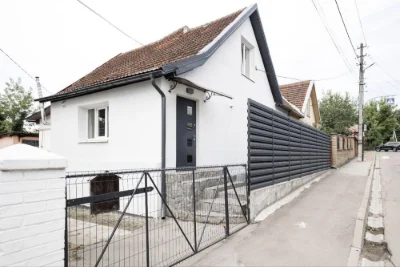 Part of a Mansion for Sale on Berezhanskaya Street