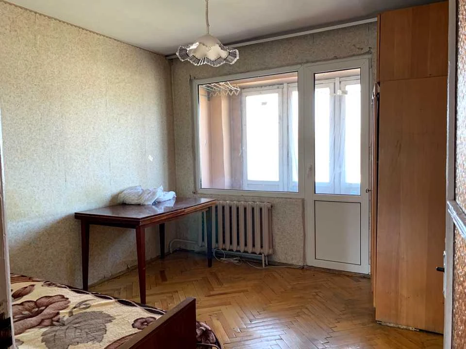 Apartment. Sergyi Skalda Street, Chernivtsi