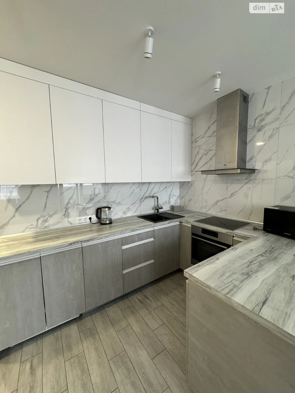 Long-Term Rental Apartment, Pozniak