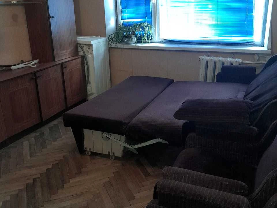 Apartment. Kyiv, Kharkiv Avenue