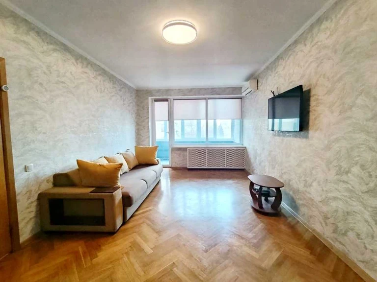 Apartment. Michael Omelanovich-Pavlenko Street