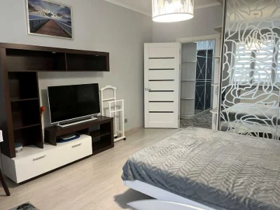 Apartment. Kyiv, Heroiv Polku "Azov" st.