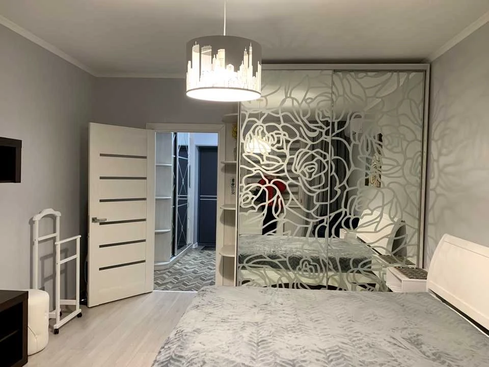 Apartment. Kyiv, Heroiv Polku "Azov" st.