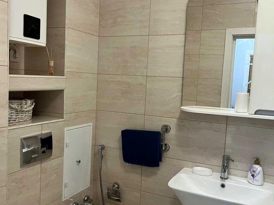Apartment. Kyiv, Heroiv Polku "Azov" st.