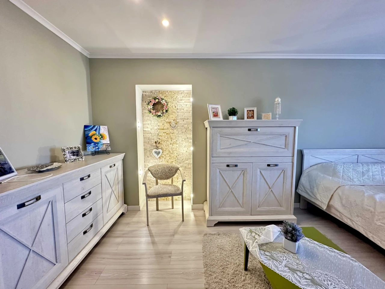 Sale of a 2-level apartment 137.3 sq m on Green Park Street