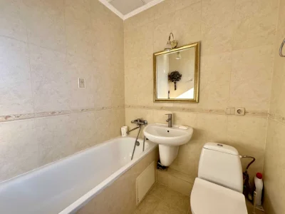 Sale of a 2-level apartment 137.3 sq m on Green Park Street