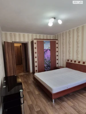 Продаж Квартири в Троєщині