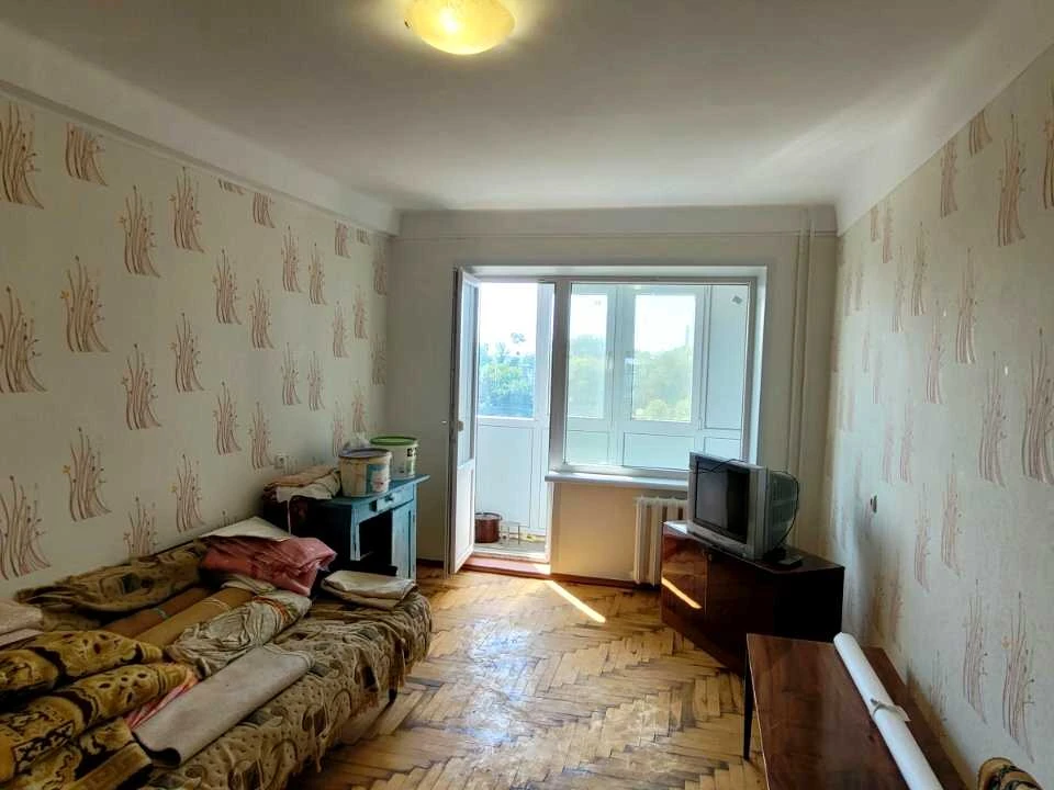 Квартира. Запоріжжя, Чарівна вул.