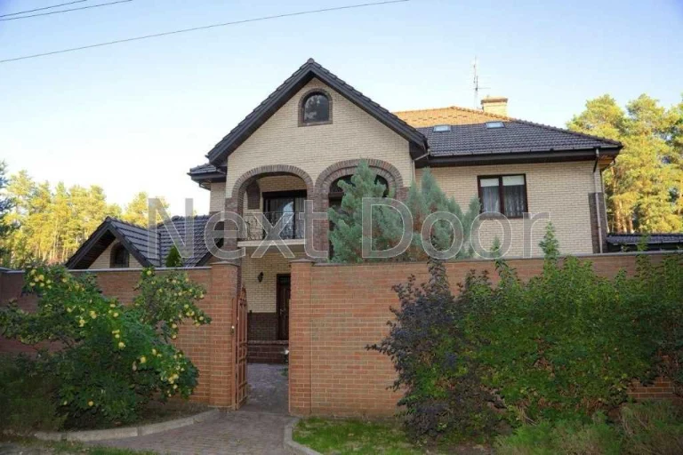 Продажа дома 327 м², Радистов ул.