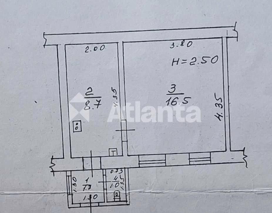 Продається компактная 1-комнатная квартира 28 м² на 1-м этаже в