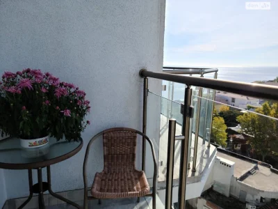 Long-Term Rental Apartment, Velykyi Fontan