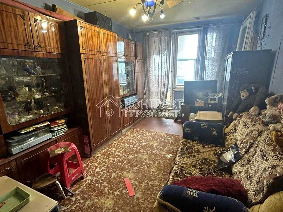 Apartment. Kharkiv, Peremohy Avenue.