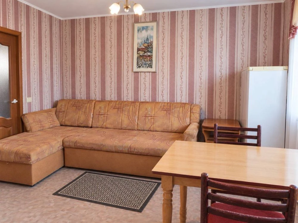4 room apartment on Almazny