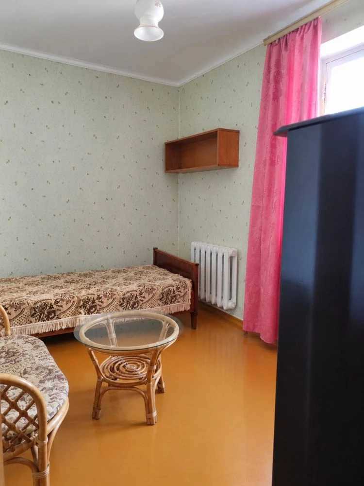 4 room apartment on Almazny
