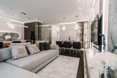 Sale of a designer 4-room apartment. Taxes included.