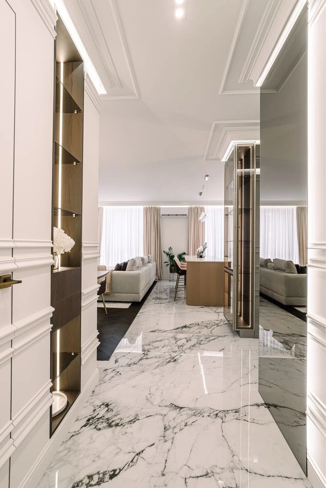Sale of a designer 4-room apartment. Taxes included.