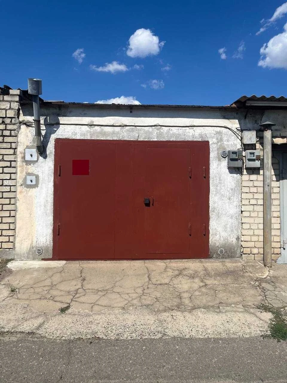 Продается капитальный кирпичный гараж в АГК «ОЛІМП», Дубки