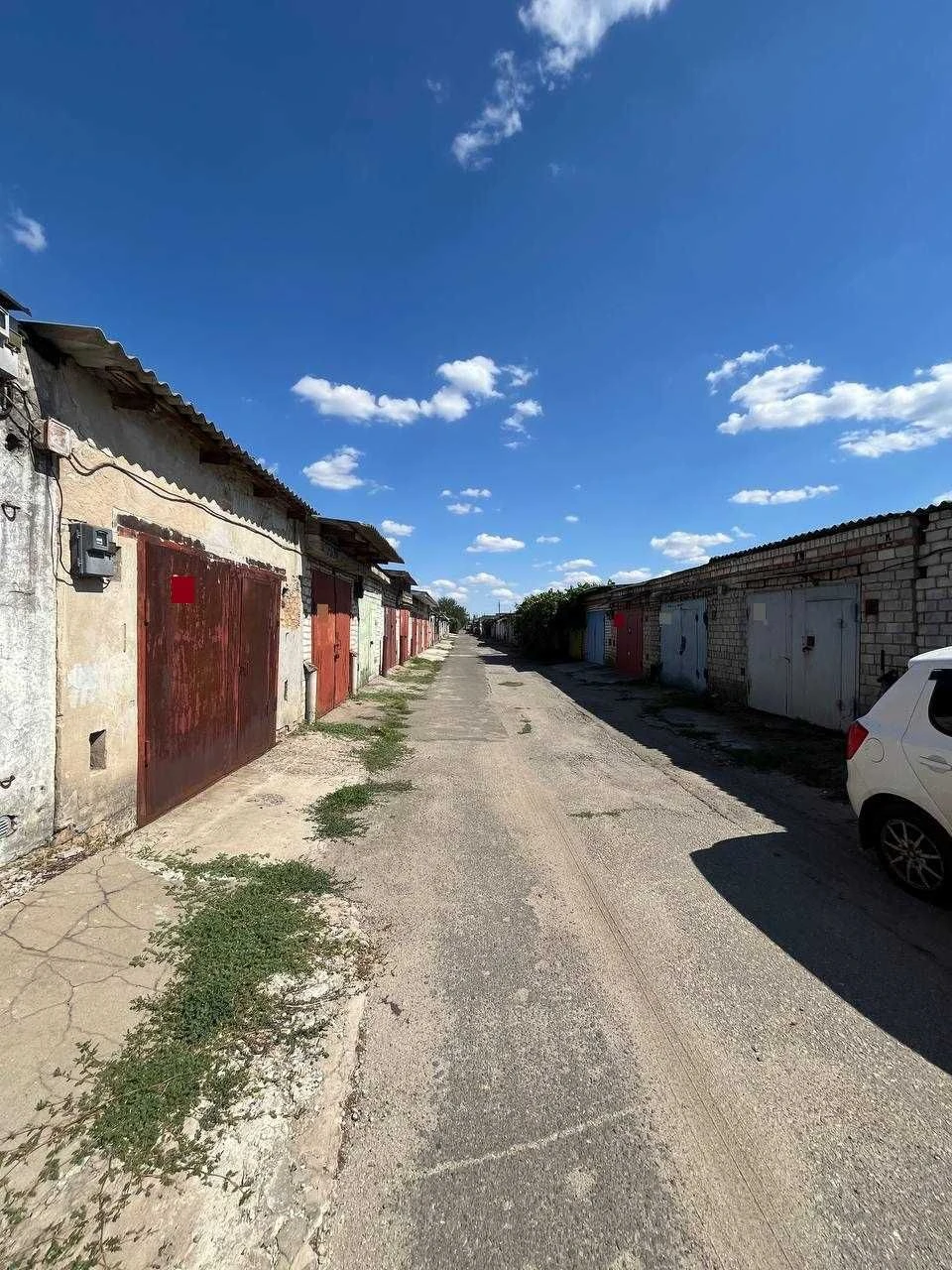 Продается капитальный кирпичный гараж в АГК «ОЛІМП», Дубки