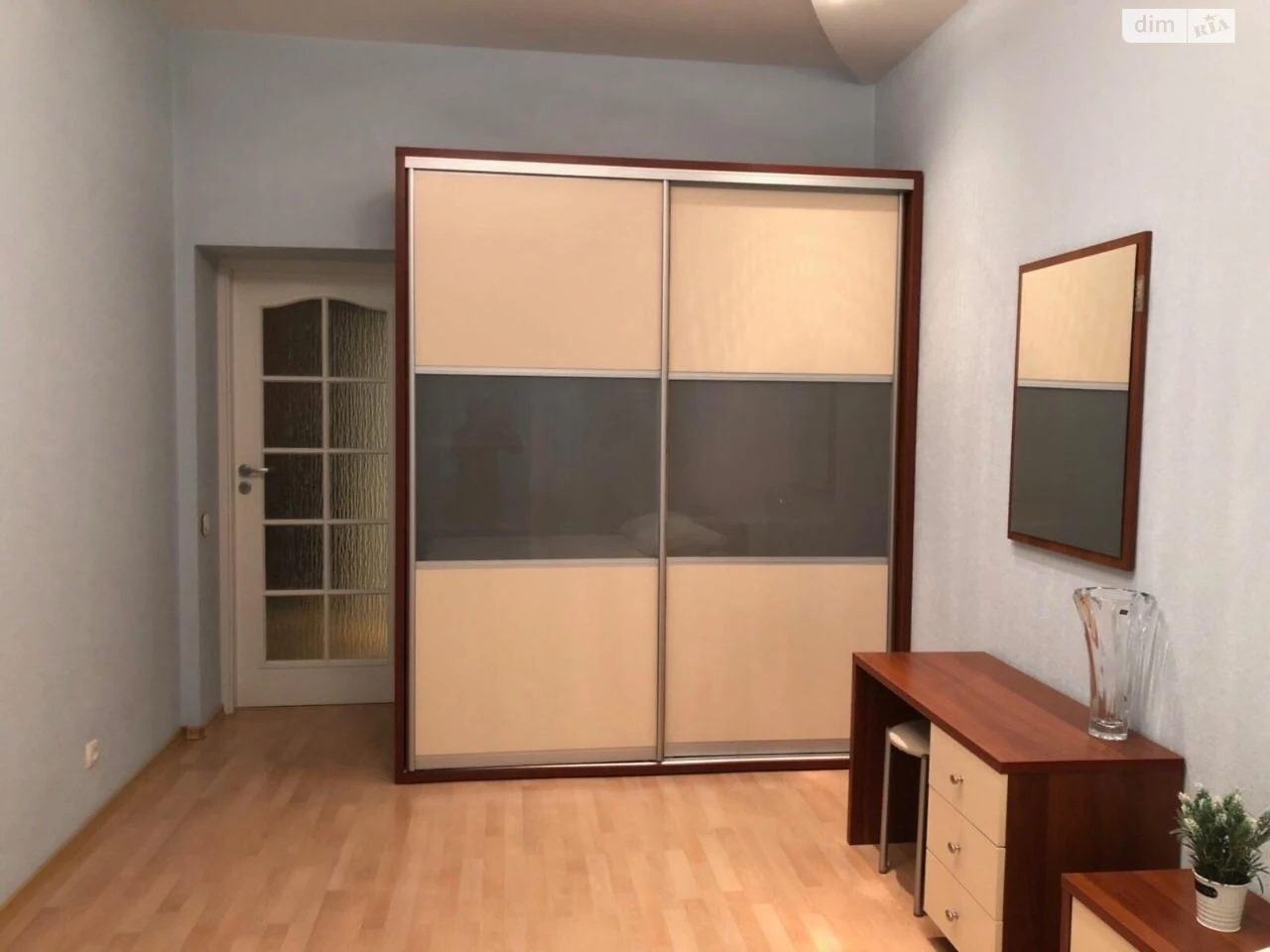 Long-Term Rental Apartment Podil