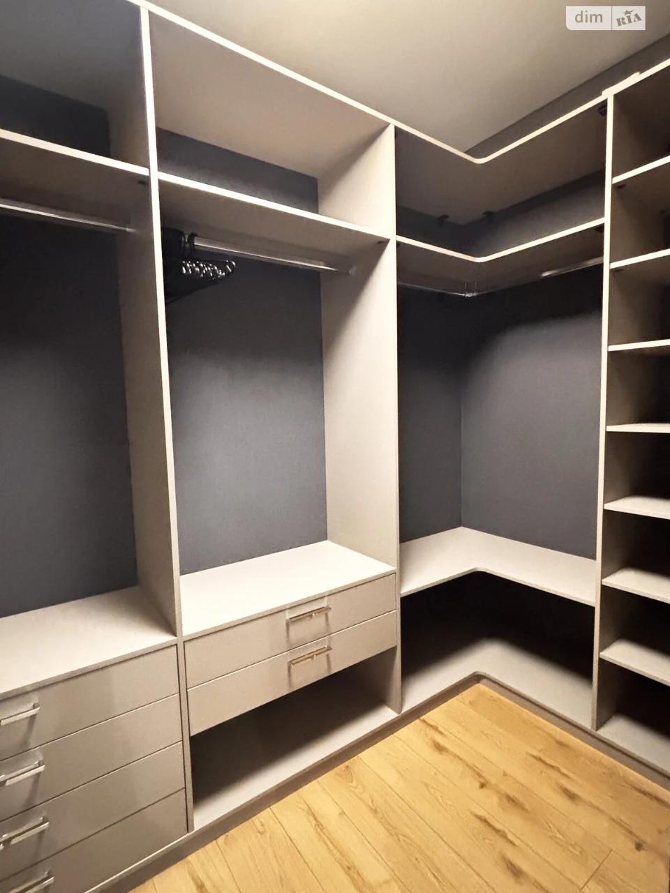 Long-Term Rental Apartment Botсад