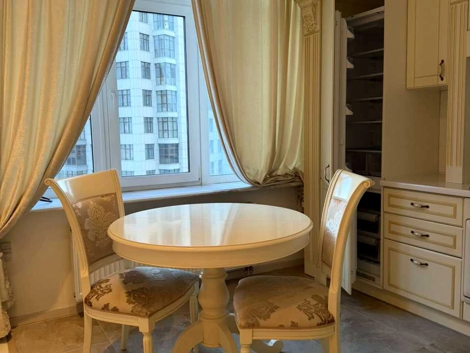 Квартира. Киев, улица Андрия Верхогляда